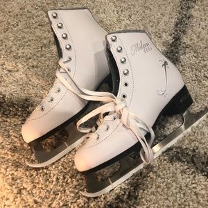 Lake Placid Milan 6000 Ice Skates - Size 7